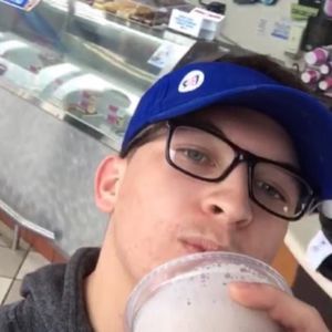 Meet your Posher, Thomas